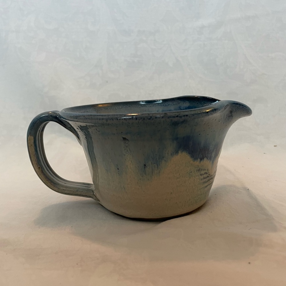 NWOT Hand thrown Pottery Gravy Boat